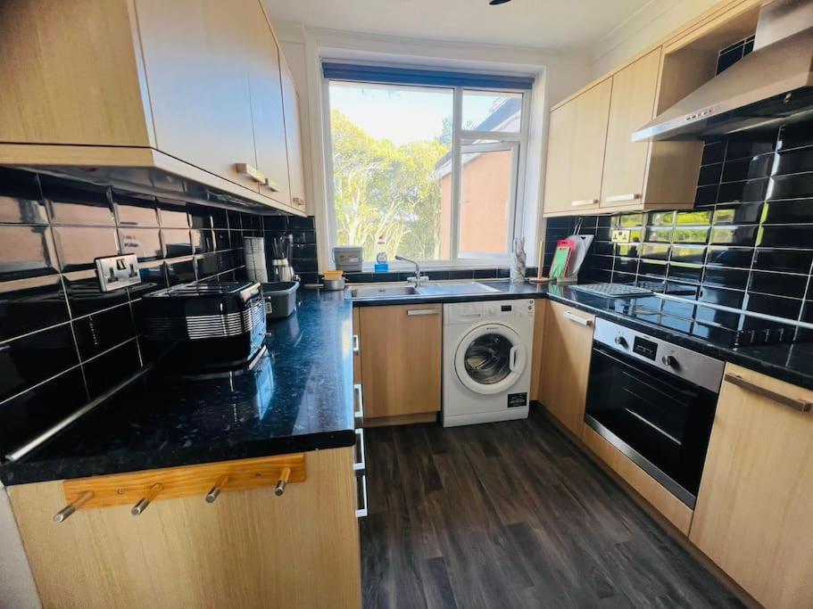 Family Marine Apartment With Sea View Dawlish Eksteriør bilde